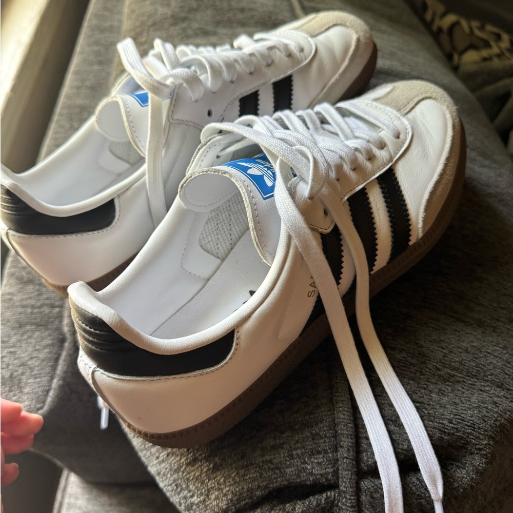 Women Samba Sneakers